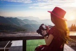 photography-women-sblt-tours-and-travels